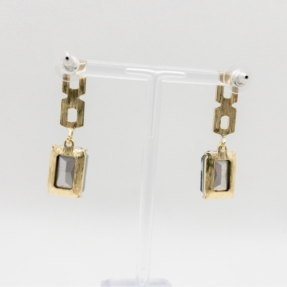 Art Deco Style Faux Emerald and Rhinestone Drop Earrings - Picture 7 of 9